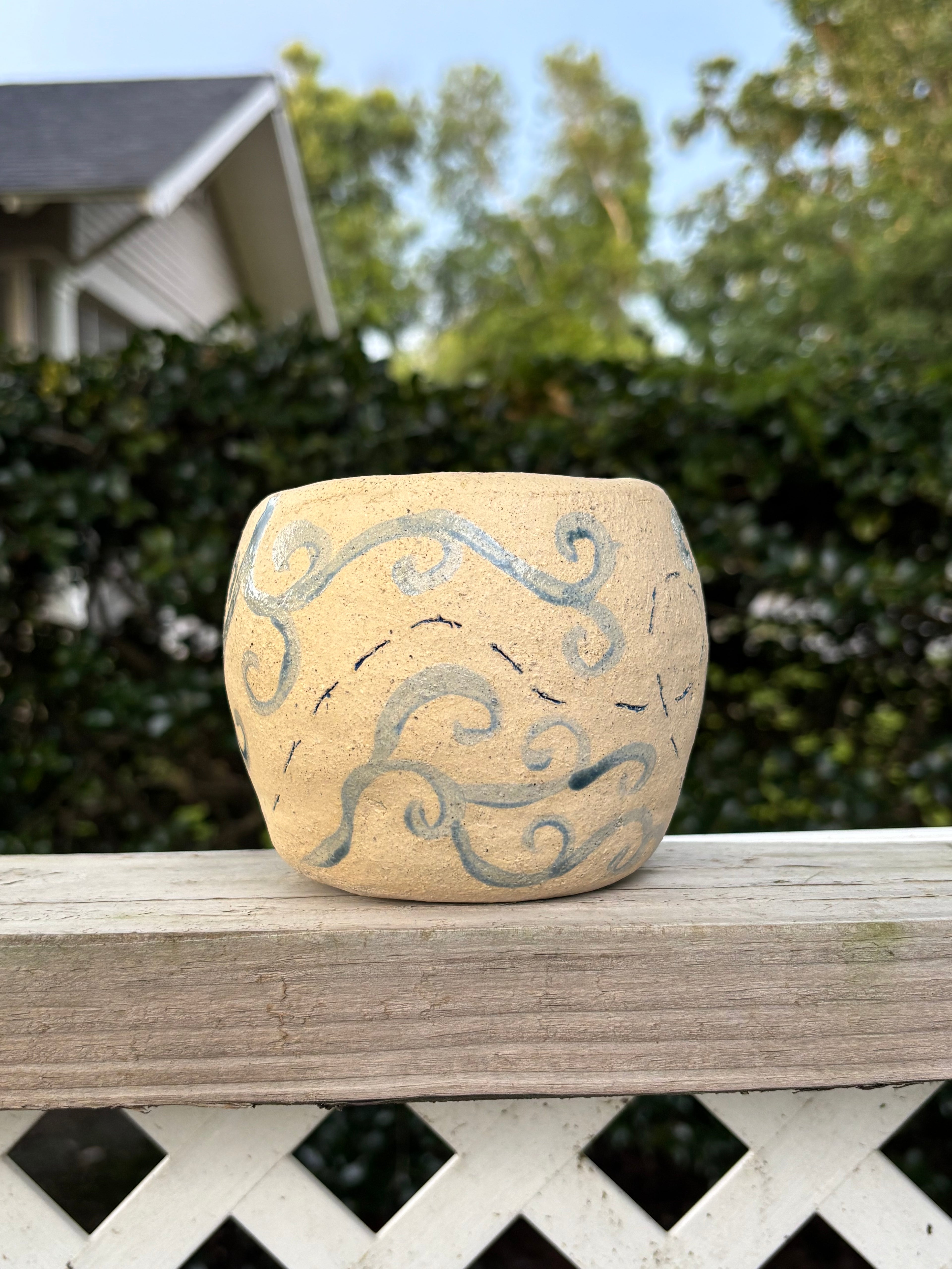 Lil Bird Pot 1