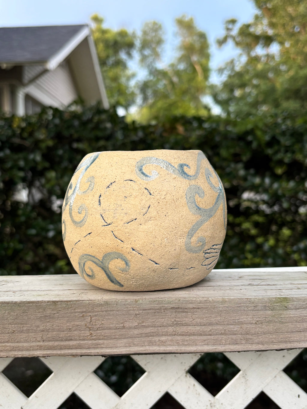 Lil bird Pot 2