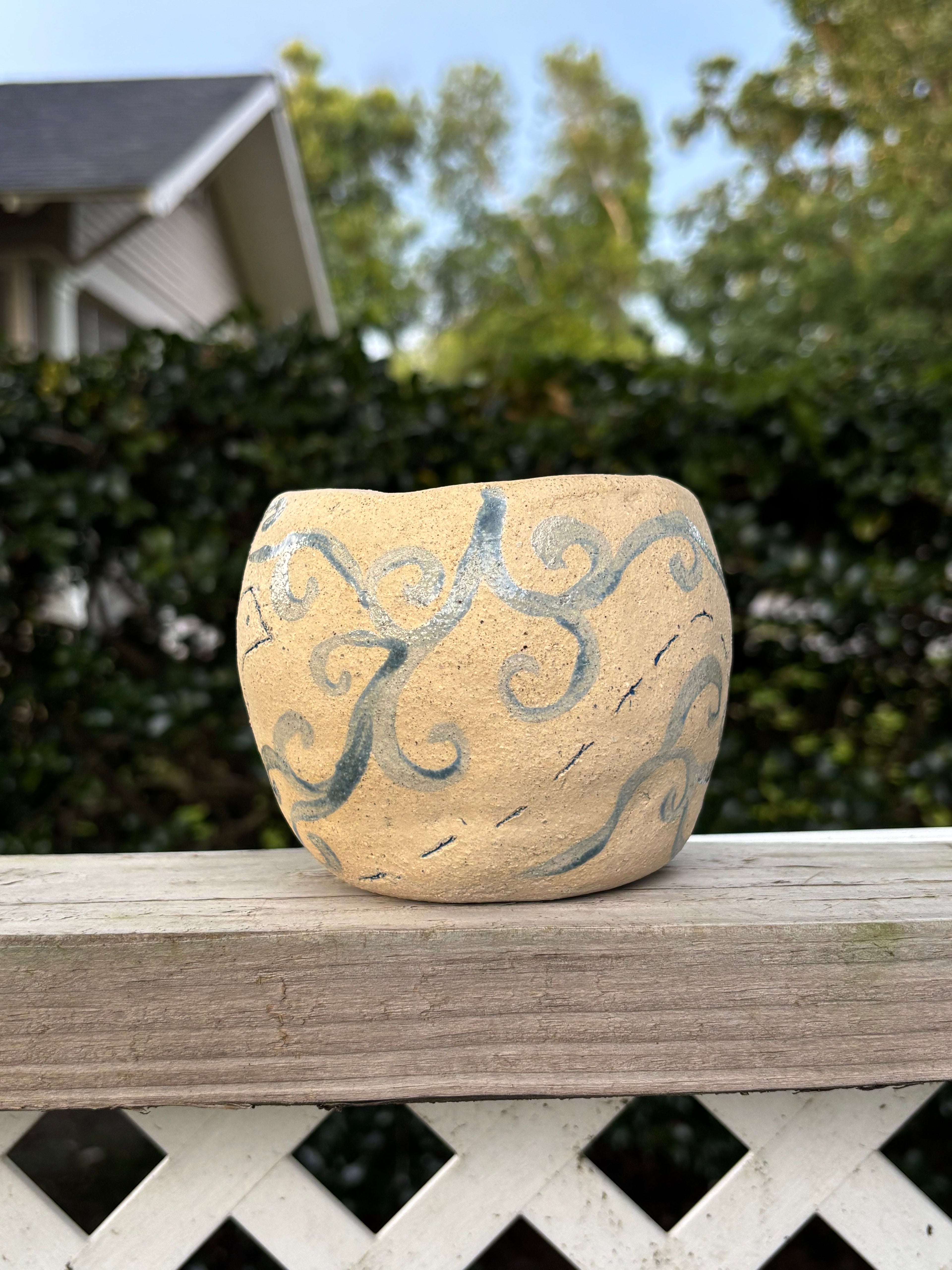 Lil Bird Pot 1