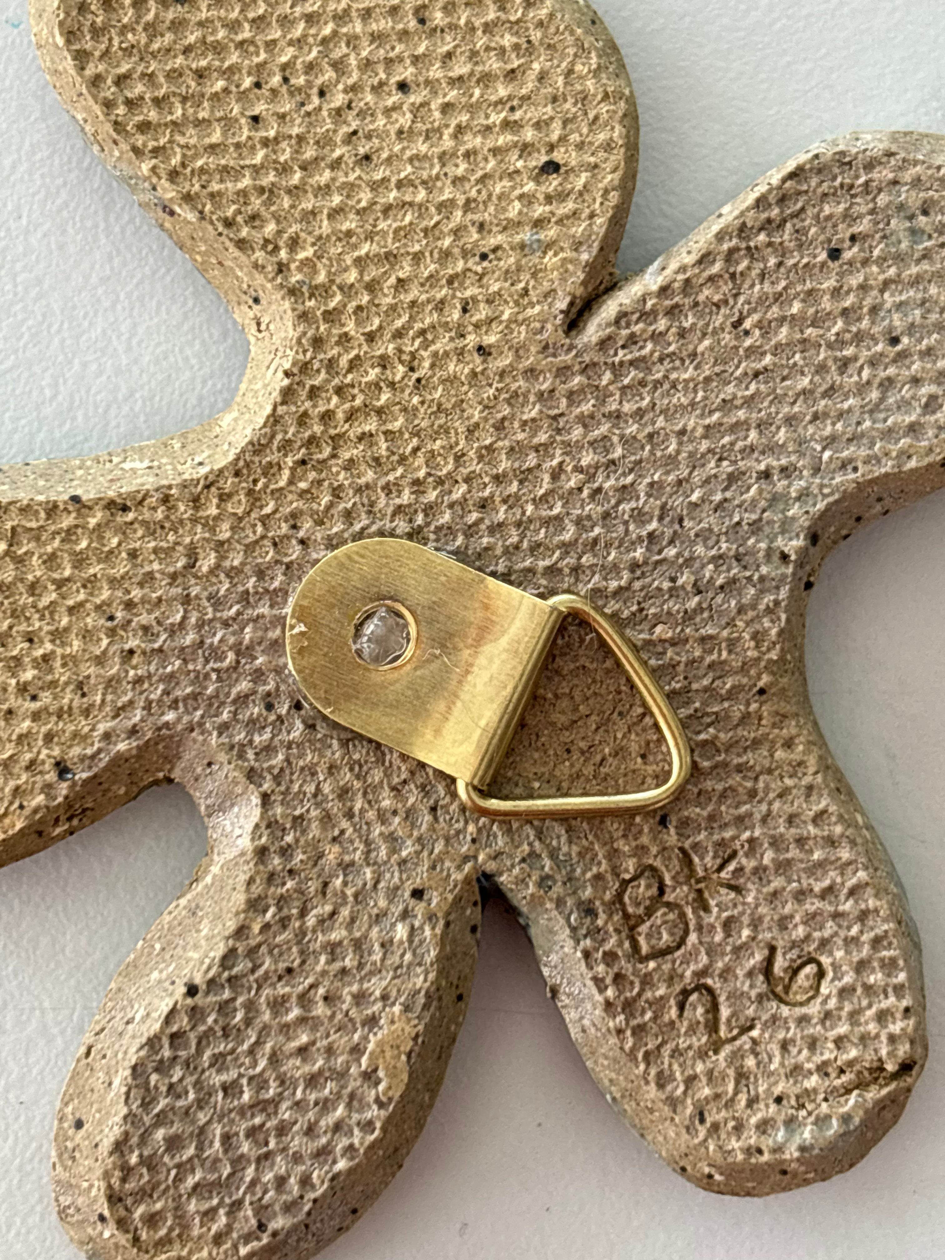 ceramic flower wall hanger